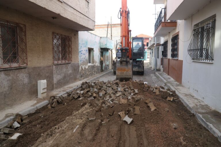 İstasyonaltı Mahallesinin Üçüncü Etabında Çalışmalar Başladı