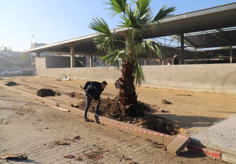 Park ve Bahçeler Müdürlüğünden Turgutlu’da Kapsamlı Çalışma Park ve Bahçeler Müdürlüğünden Turgutlu’da Kapsamlı Çalışma