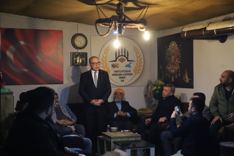 Başkan Çetin Akın: “Belediyecilikte siyaset olmaz” Başkan Çetin Akın: “Belediyecilikte siyaset olmaz”