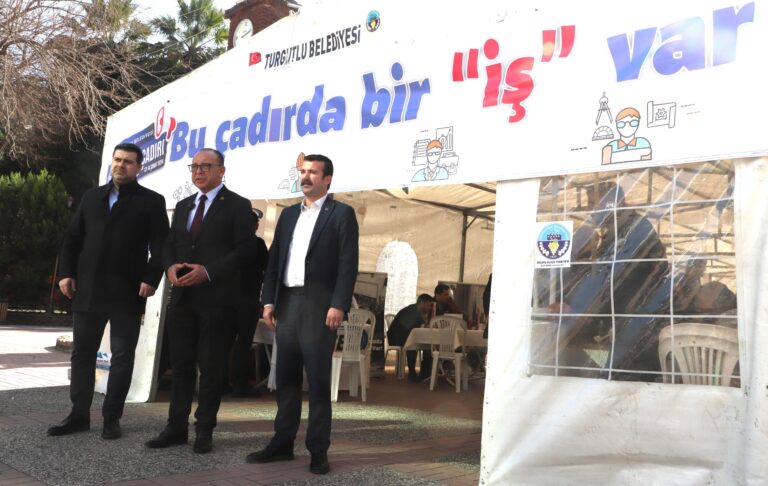 Turgutlu Belediyesinin İstihdama Katkı Sağlayan Yeni Projesine Tam Not Turgutlu Belediyesinin İstihdama Katkı Sağlayan Yeni Projesine Tam Not