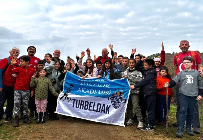 TURBELDAK, Öğrencilere Doğa Bilincini Aşılıyor TURBELDAK, Öğrencilere Doğa Bilincini Aşılıyor