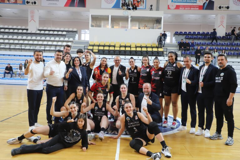 Lidya Garden City Turgutlu Belediyesi Kadın Basketbol Takımı Play off’a Emin Adımlarla İlerliyor Lidya Garden City Turgutlu Belediyesi Kadın Basketbol Takımı Play off’a Emin Adımlarla İlerliyor