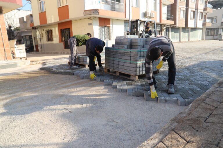 Turgutlu Belediyesi Prestij Caddeleri İçin Çalışmalarına Devam Ediyor Turgutlu Belediyesi Prestij Caddeleri İçin Çalışmalarına Devam Ediyor