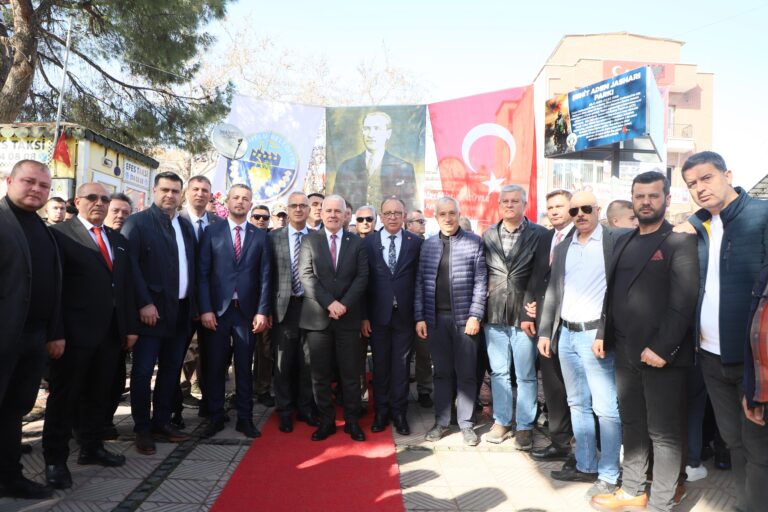 Kosova Cumhuriyeti Milli Kahramanının İsmi Turgutlu’da Ölümsüzleşti Kosova Cumhuriyeti Milli Kahramanının İsmi Turgutlu’da Ölümsüzleşti