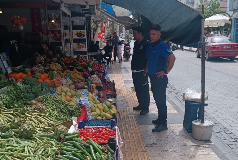 Turgutlu Belediye Zabıtasından Seyyar ve İşgal Denetimi