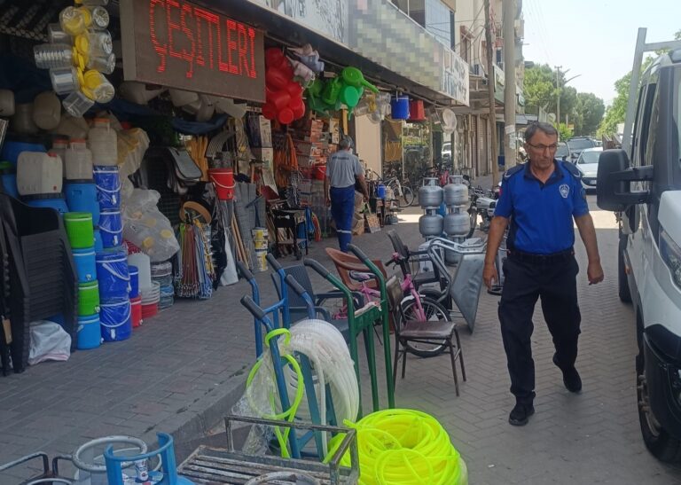 Turgutlu Belediyesi Zabıta Ekipleri Denetimlerini Sıklaştırdı Turgutlu Belediyesi Zabıta Ekipleri Denetimlerini Sıklaştırdı