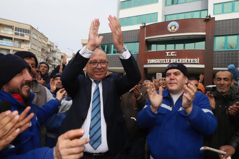 Turgutlu Belediyesi Personelinin Ücretlerine İyileştirme Turgutlu Belediyesi Personelinin Ücretlerine İyileştirme