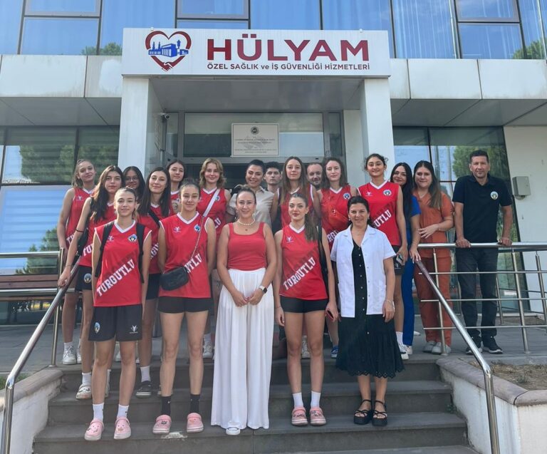 Turgutlu Belediyespor Kadın Voleybol Takımı Sağlık Kontrolünden Geçti Turgutlu Belediyespor Kadın Voleybol Takımı Sağlık Kontrolünden Geçti