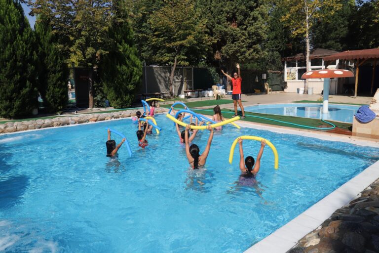 Turgutlu Belediyesi Yaz Spor Okulları Sezonu Eğlenceli Bir Etkinlikle Bitirdi Turgutlu Belediyesi Yaz Spor Okulları Sezonu Eğlenceli Bir Etkinlikle Bitirdi