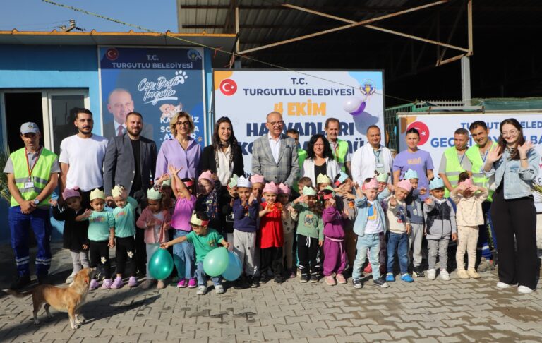 Başkan Çetin Akın, 4 Ekim Hayvanları Koruma Günü’nü Çocuklarla Kutladı Başkan Çetin Akın, 4 Ekim Hayvanları Koruma Günü’nü Çocuklarla Kutladı