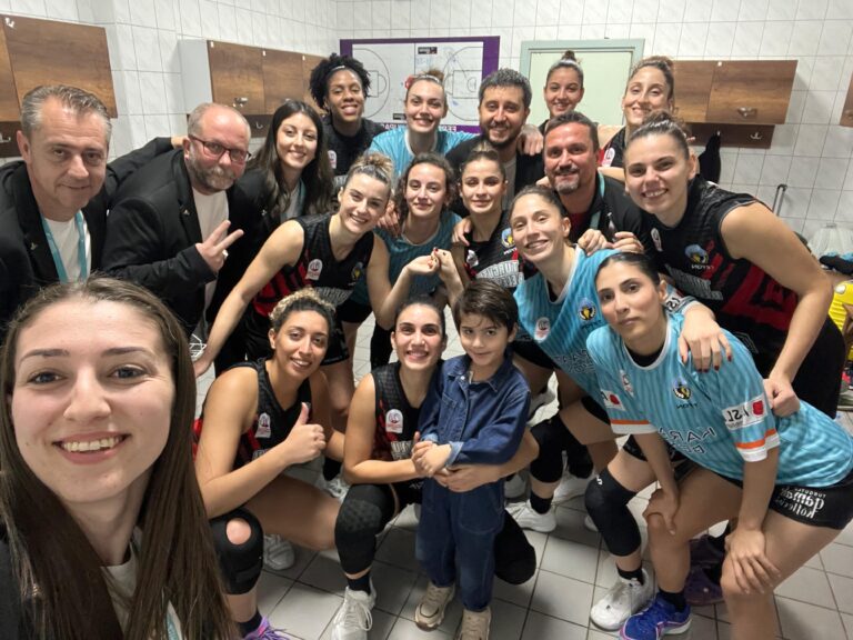 Lidya Garden City Turgutlu Belediyespor Kadın Basketbol Seriyi Bozmadı: 64-76 Lidya Garden City Turgutlu Belediyespor Kadın Basketbol Seriyi Bozmadı: 64-76