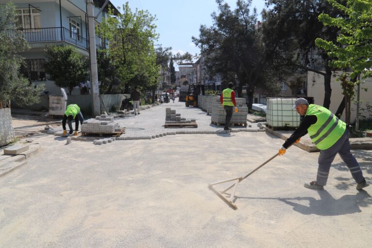 Turgutlu Belediyesinden Selvilitepe Mahallesine ‘Yol’ Çıkarması