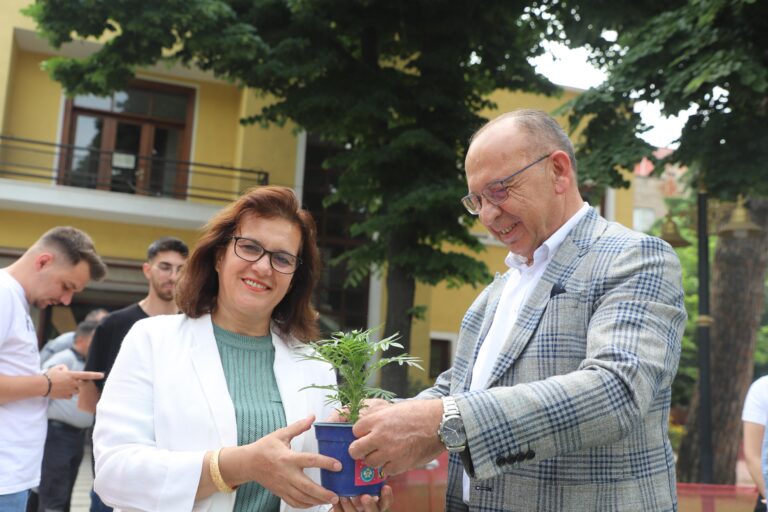 Başkan Çetin Akın’dan Anneler Günü Kutlaması