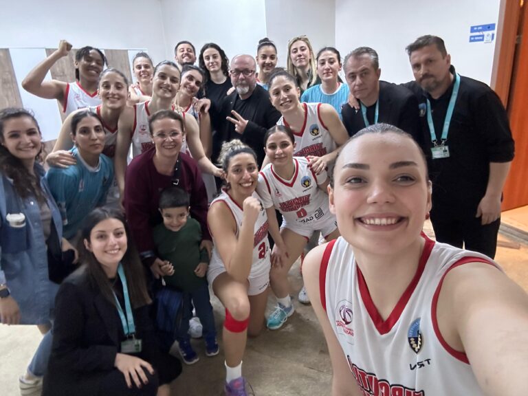 LGC Turgutlu Belediyespor Kadın Basketbol Takımı Final Biletini Kaptı LGC Turgutlu Belediyespor Kadın Basketbol Takımı Final Biletini Kaptı