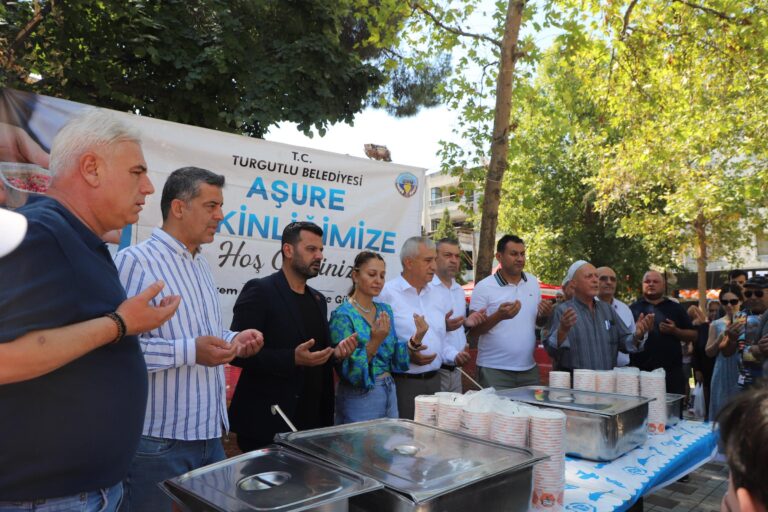 Turgutlu’da Aşure Bereketi Yaşandı