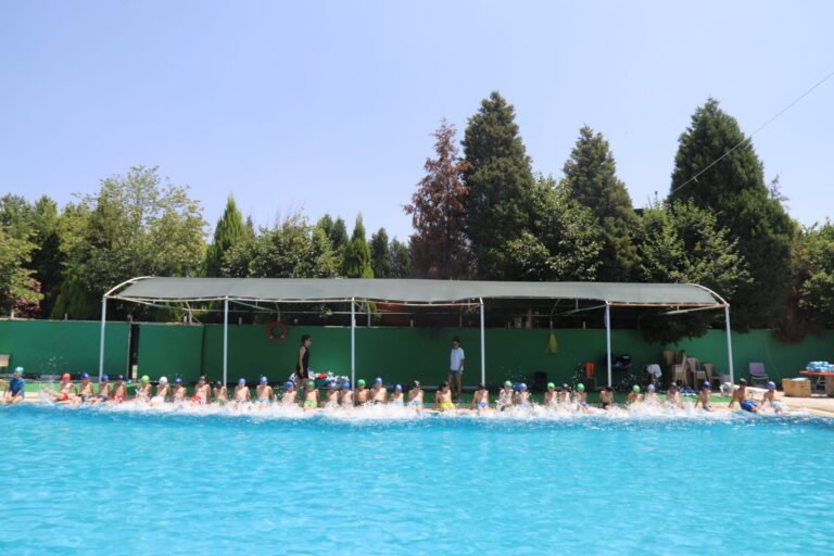 Turgutlu’da Çocuklar Yaz Spor Okullarıyla Hem Eğleniyor Hem Öğreniyor Turgutlu’da Çocuklar Yaz Spor Okullarıyla Hem Eğleniyor Hem Öğreniyor