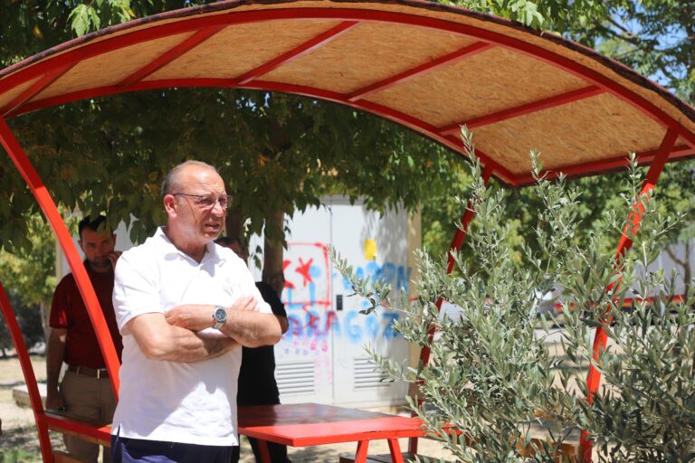 Başkan Çetin Akın’dan Yeşil Alanlarda İnceleme Başkan Çetin Akın’dan Yeşil Alanlarda İnceleme