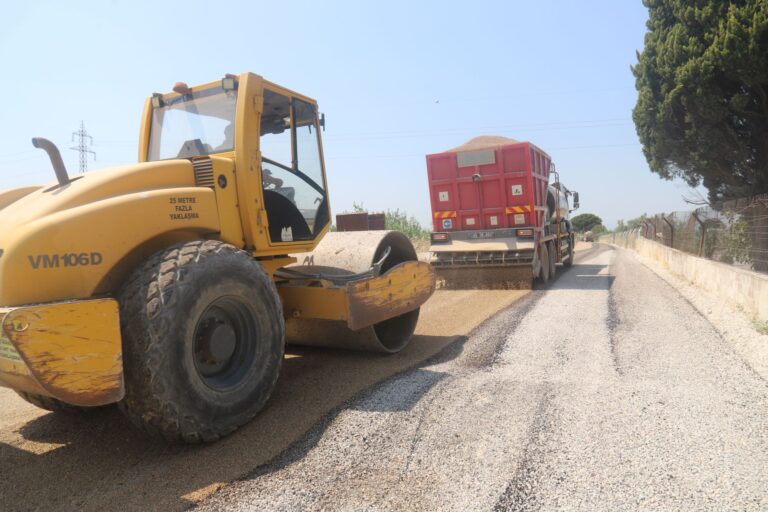 Turgutlu Belediyesi Fen İşleri Müdürlüğü Ekiplerinden Çok Yönlü Çalışma