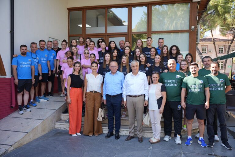 Turgutlu Belediyespor Moral Kahvaltısında Buluştu Turgutlu Belediyespor Moral Kahvaltısında Buluştu