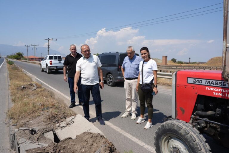 Başkan Çetin Akın ve MASKİ Yetkilileri Yağıştan Etkilenen Bölgeleri İnceledi Başkan Çetin Akın ve MASKİ Yetkilileri Yağıştan Etkilenen Bölgeleri İnceledi