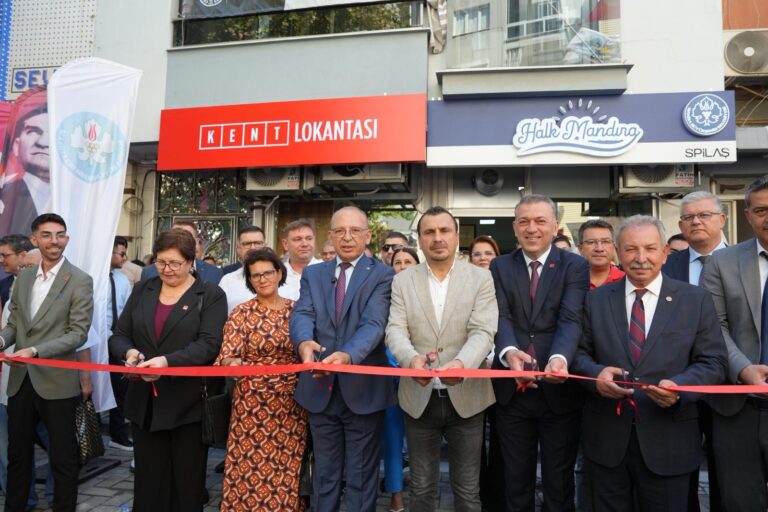Turgutlu’da Kent Lokantası, Halk Mandıra ve Halk Ekmek Açıldı Turgutlu’da Kent Lokantası, Halk Mandıra ve Halk Ekmek Açıldı