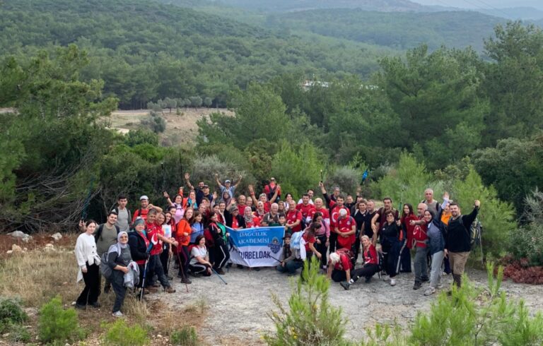 TURBELDAK Doğanın ve Tarihin Buluştuğu Özbek Köyü’ndeydi TURBELDAK Doğanın ve Tarihin Buluştuğu Özbek Köyü’ndeydi