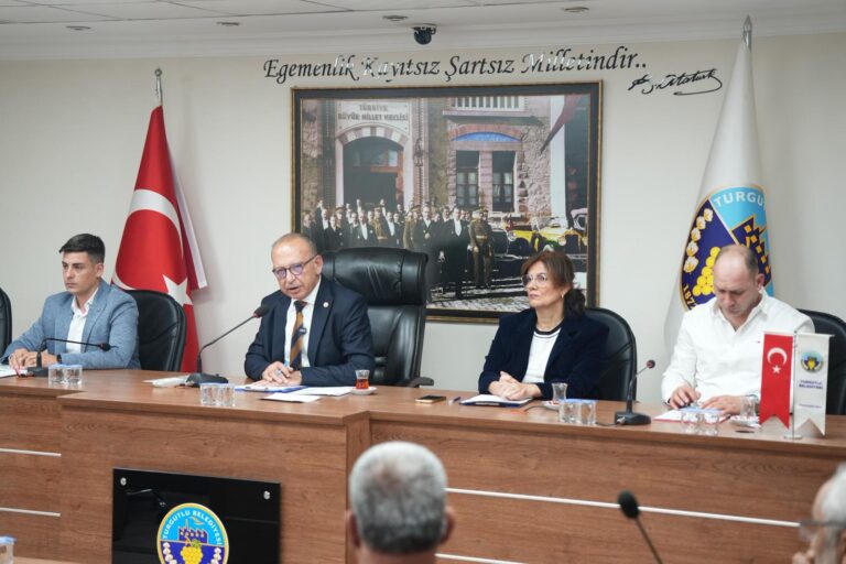 Başkan Çetin Akın’dan Ret Oyu Tepkisi: “Halk görecek bunları” Başkan Çetin Akın’dan Ret Oyu Tepkisi: “Halk görecek bunları”