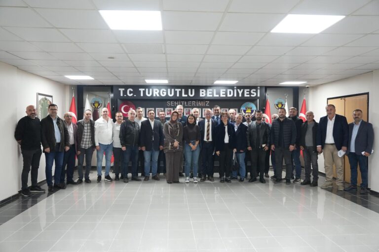 Turgutlu Belediyesi Meclisi Kasım Ayı Meclisinde 8 Maddeyi Görüştü Turgutlu Belediyesi Meclisi Kasım Ayı Meclisinde 8 Maddeyi Görüştü