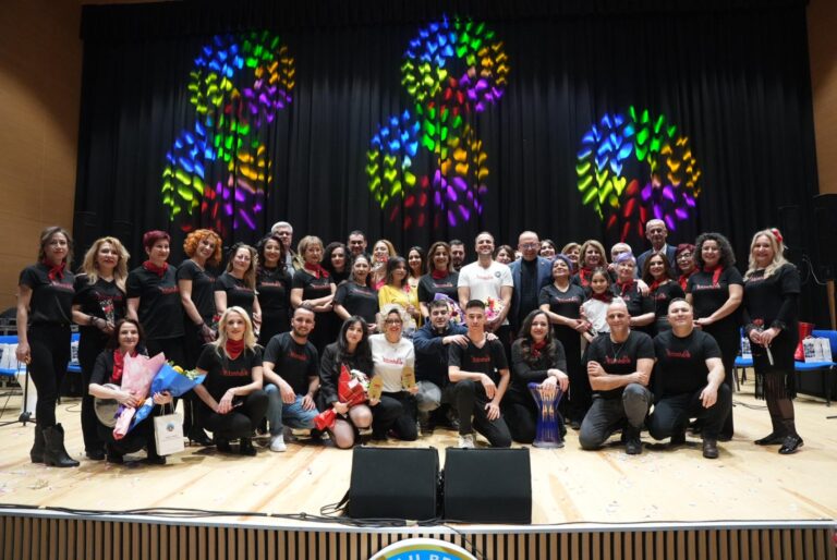 Turgutlu Belediyesi Kültür ve Sanatta Fark Yaratmaya Devam Ediyor Turgutlu Belediyesi Kültür ve Sanatta Fark Yaratmaya Devam Ediyor