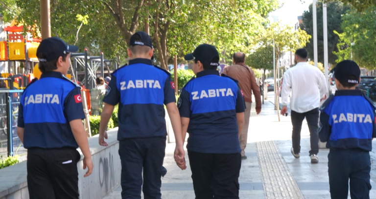 Turgutlu’da Denetim Minik Zabıtalara Emanet