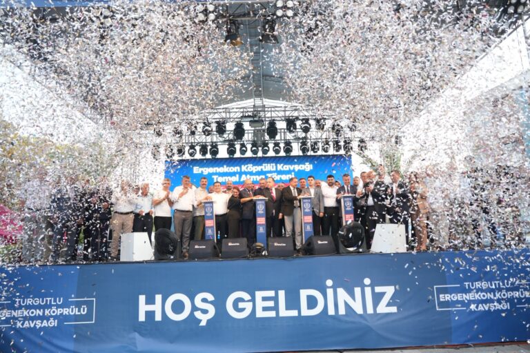 Turgutlu’da Ulaşım İçin Dev Yatırım: Ergenekon Köprülü Kavşağı’nın Temeli Atıldı