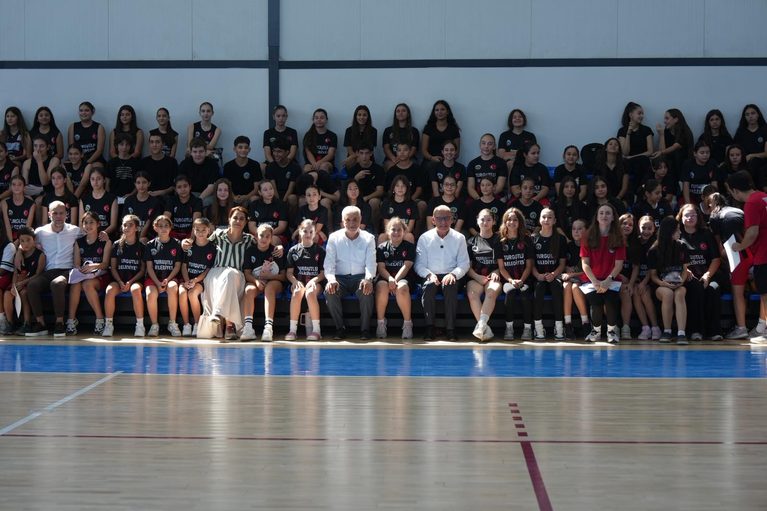 Turgutlu Belediyesi, 2 Bin Çocuğu Spor ve Sanatla Buluşturdu